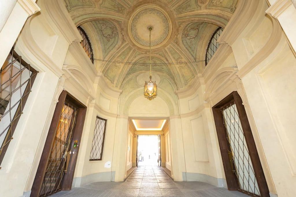 Splendido Appartamento In Piazza San Carlo Турин Экстерьер фото